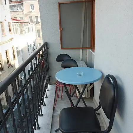 Taksim Sem House 2*