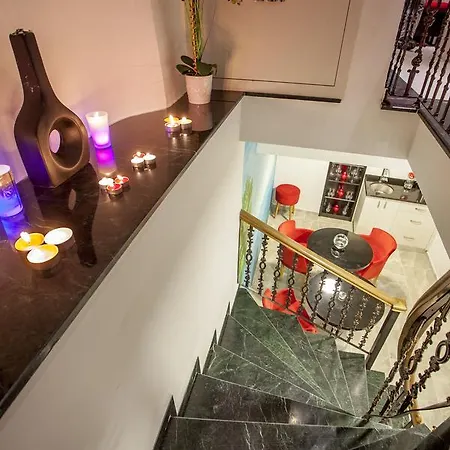 Taksim Sem House 2*